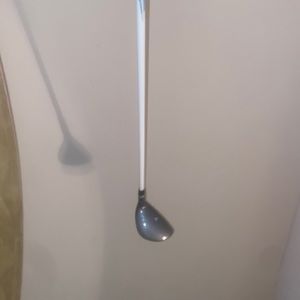 4 hybrid Wilson model